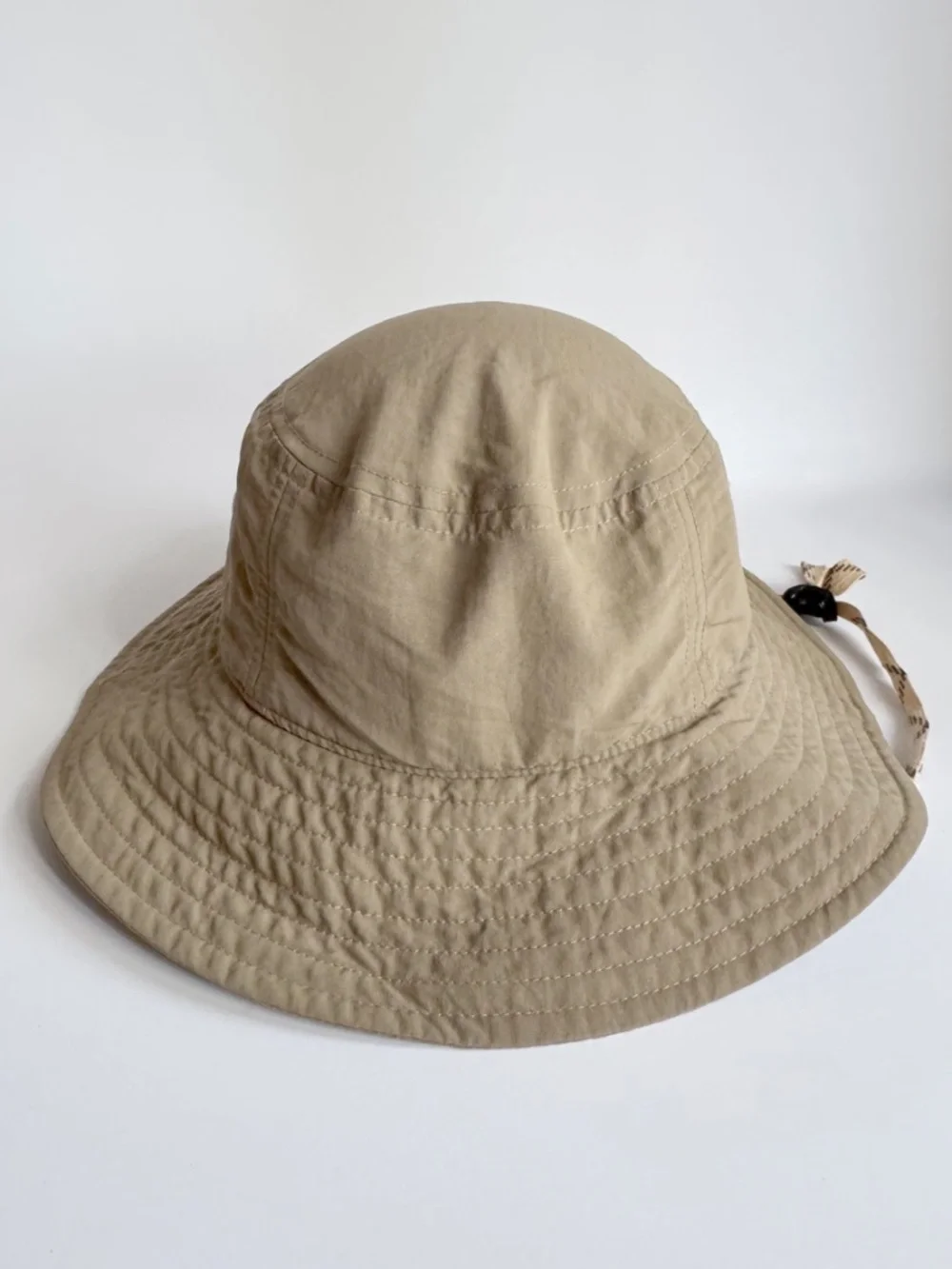 Patagonia Packable Tan Sun Bucket Hat Outdoors with Strap - Picture 3 of 8